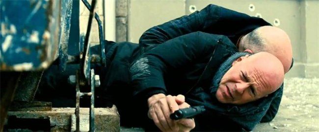 Red 2 комедийный боевик - Трейлеры