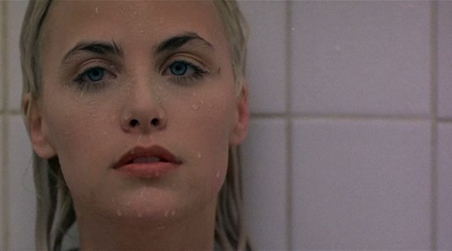 Слияние двух лун - Трейлеры