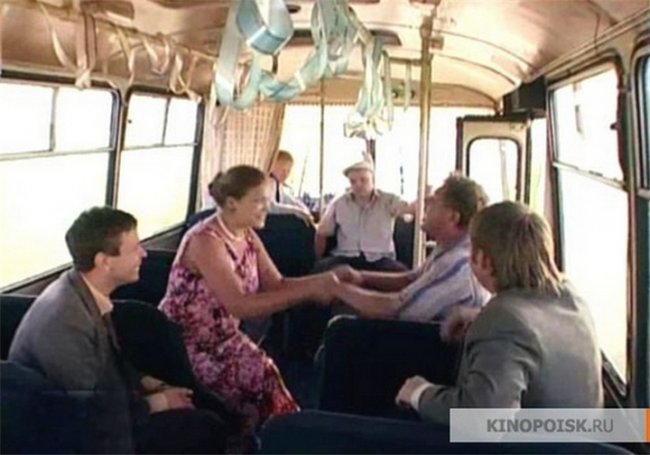 Автобус (2008) - Трейлеры