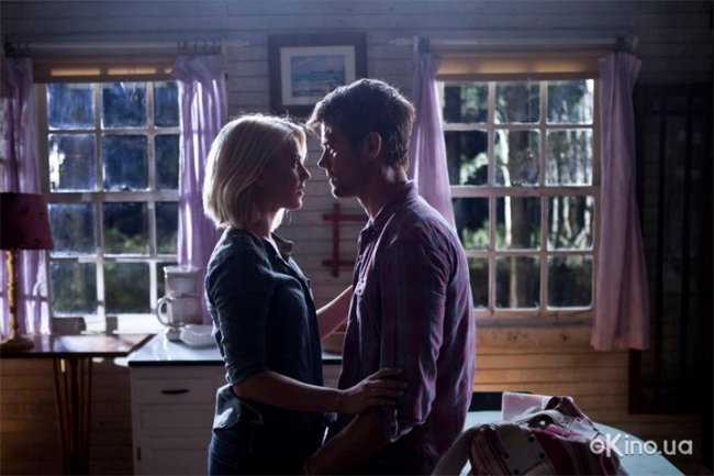 Тихая гавань (2013) - Трейлеры