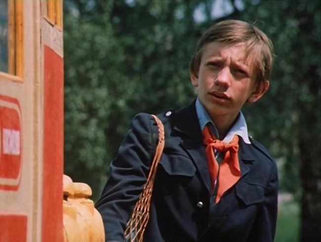 Миелофон из фильма "ГОСТЬЯ из БУДУЩЕГО" - Трейлеры