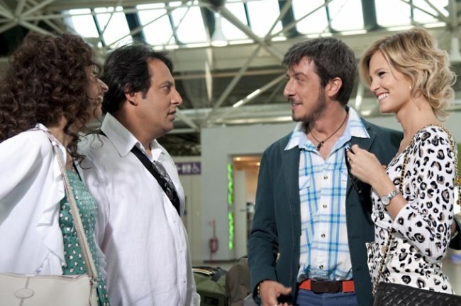 Фильм «Бывшие — лучшие друзья». Италия - Трейлеры