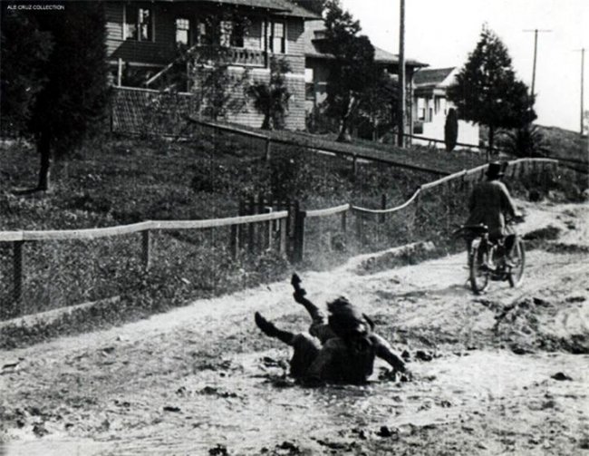 Мэйбл за рулем (1914) - Трейлеры