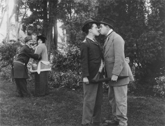 Между двумя ливнями (1914) - Трейлеры