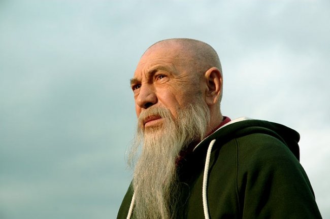 }{отт@бь)ч (Хоттабыч) - Трейлеры