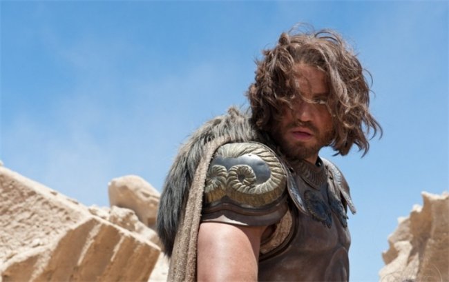 ГНЕВ ТИТАНОВ - Трейлеры