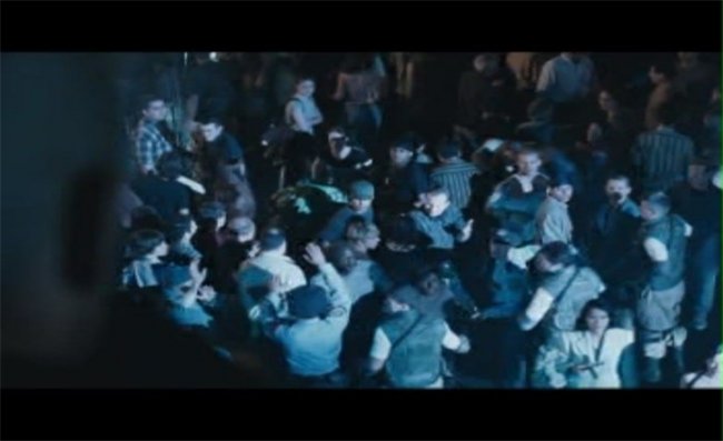 Фильм "Обитель зла 2: Апокалипсис" - Трейлеры