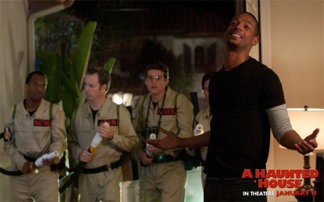 Дом с паранормальными явлениями - Трейлеры