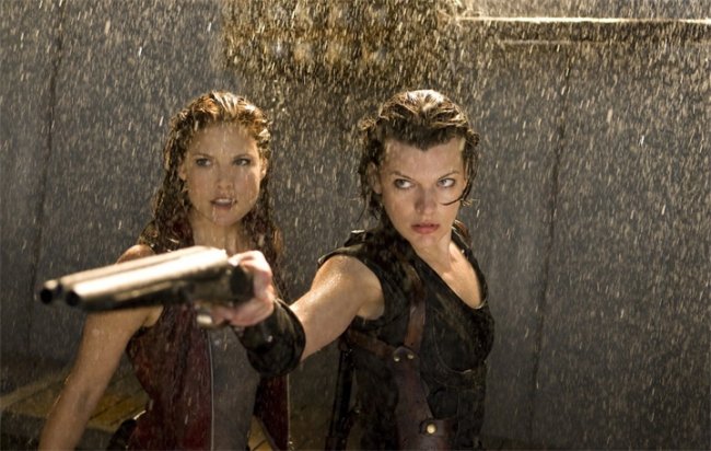 Обитель зла 4: Жизнь после смерти - Трейлеры