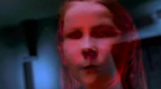 Фильм Пола Андерсона "Обитель зла" - Трейлеры