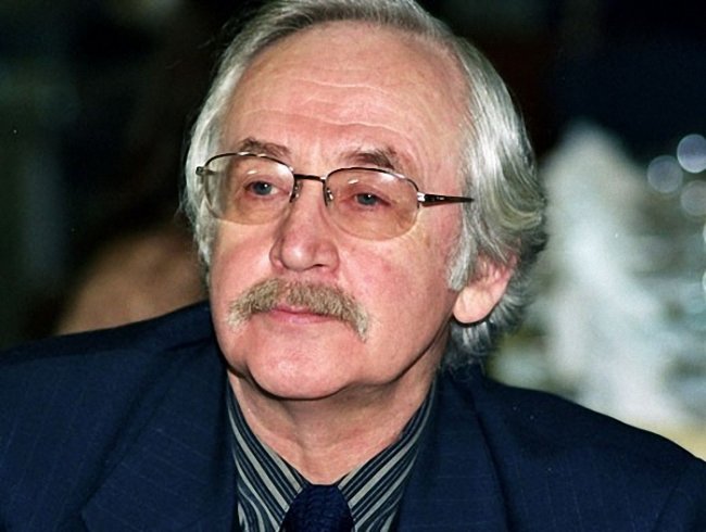 Василий Ливанов - Биографии