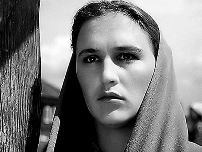 Нонна Мордюкова - Биографии