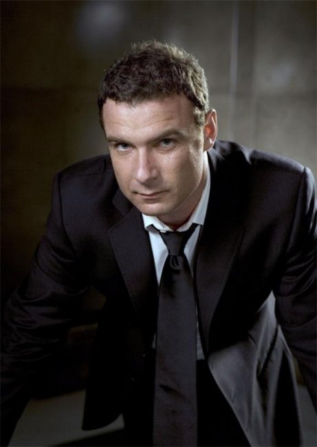 Лив Шрайбер - Биографии