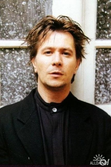 Гари Олдман - Биографии