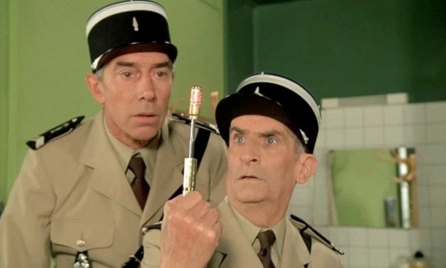 "Жандарм и инопланетяне" - французская фантастическая кинокомедия - Трейлеры