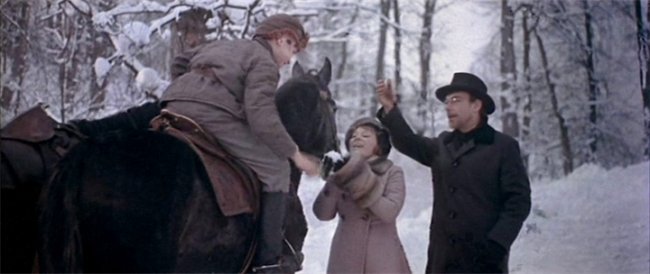 Следы на снегу. - Трейлеры