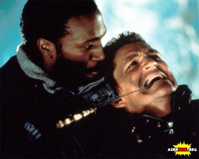 Скалолаз (1993) - Трейлеры