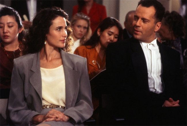 «Гудзонский ястреб» (Hudson Hawk) — американская кинокомедия. - Трейлеры