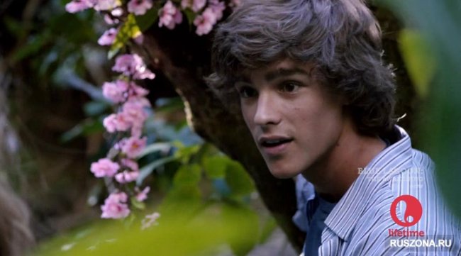 Blue Lagoon: The Awakening (2012) - Трейлеры