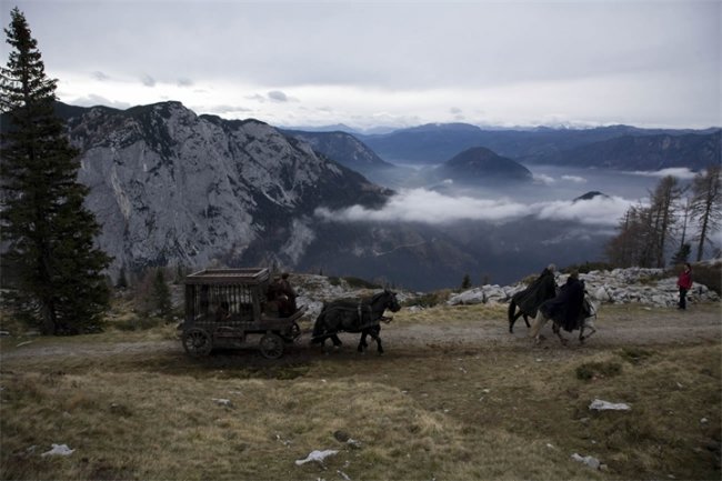 Время ведьм/Season of the Witch - Трейлеры