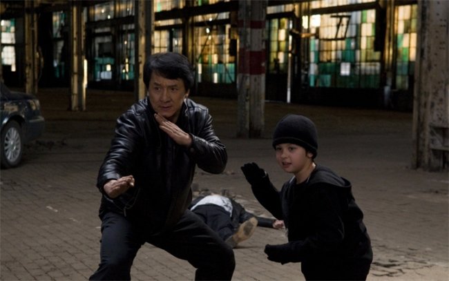 Шпион по соседству - Трейлеры