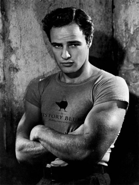 Марлон Брандо - Биографии