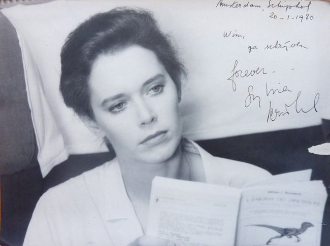 Сильвия Кристель - Биографии