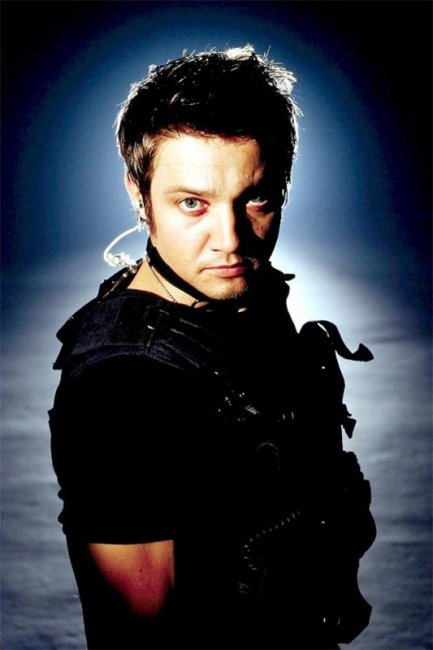 Джереми Реннер - Биографии