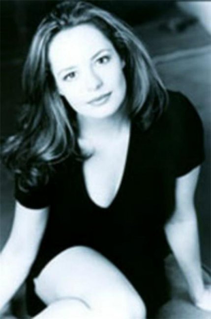 Саманта Фэррис - Элен Харвер - Биографии