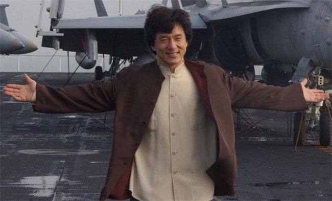 Jackie Chan - Биографии