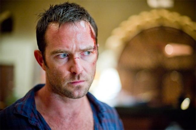 Салливан Степлтон - Биографии