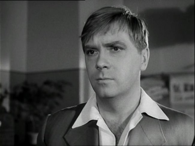 Актер Анатолий Кузнецов - Биографии