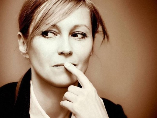 Ингеборга Дапкунайте - Биографии