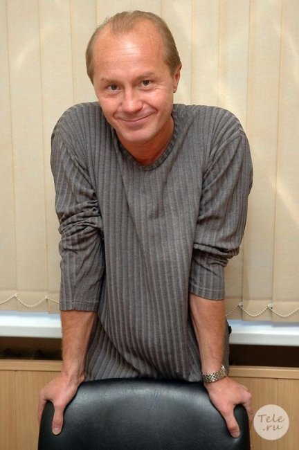 Андрей Панин - Биографии