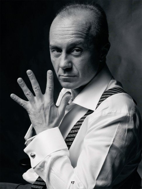 Андрей Панин - Биографии