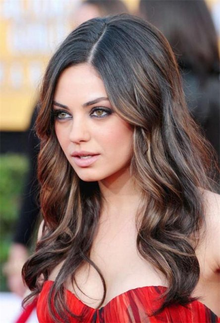 Мила Кунис - Биографии