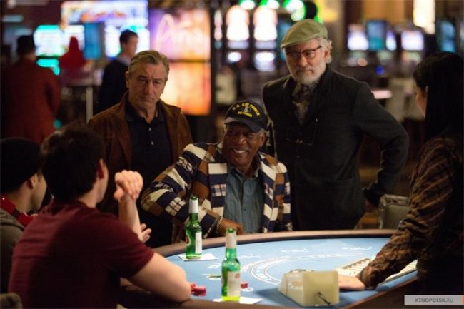 Starперцы (2013) - Трейлеры