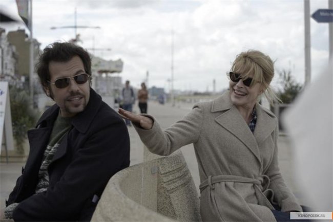 Лучшие дни впереди /Les beaux jours/ - Трейлеры