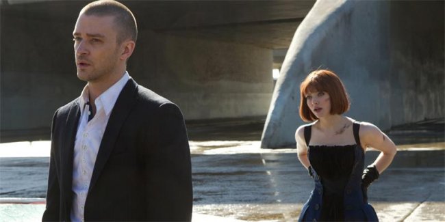 Bpeмя (2011) - Трейлеры