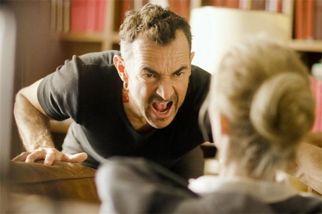 9 месяцев строгого режима (2014) - Трейлеры