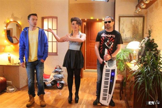 Друзья друзей (2013) - Трейлеры