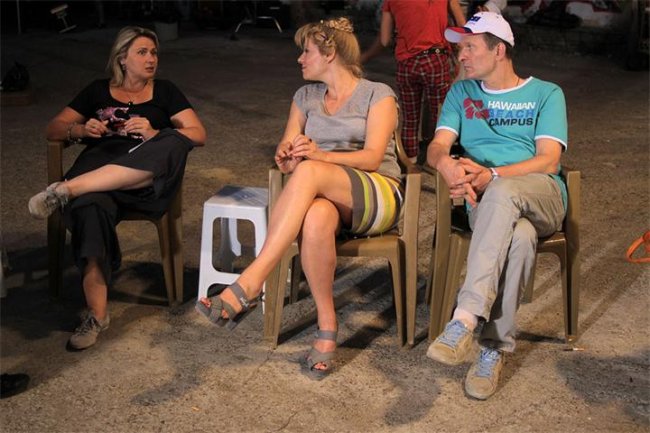 Всё включено 2 - Трейлеры