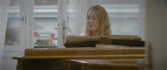 Фильм "С любовью не поспоришь" / Laska je laska (2012) - Трейлеры