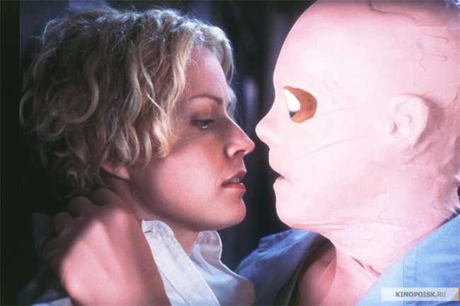 Невидимка (2000) - Трейлеры