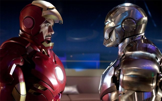 "Железный человек" ( Внезапно) - Трейлеры