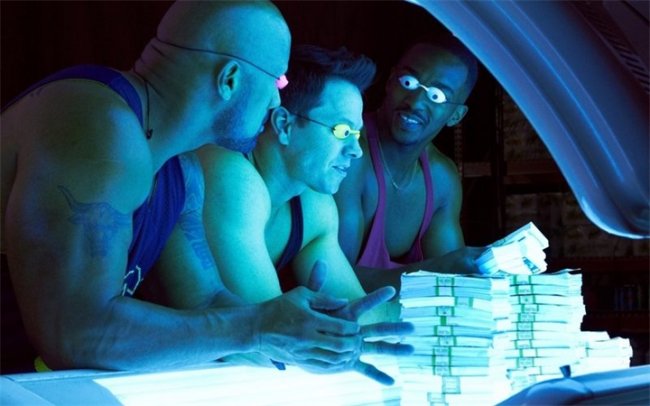 Кино:Кровью и потом: Анаболики - Трейлеры