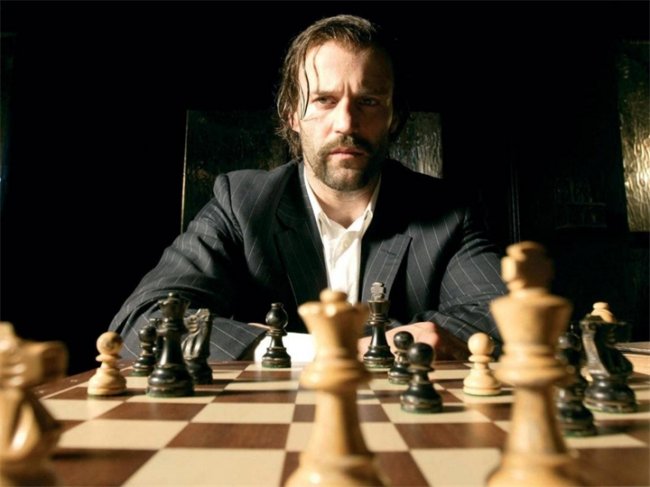 Револьвер (фильм) - Трейлеры