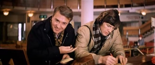 Самая обаятельная и привлекательная - Трейлеры