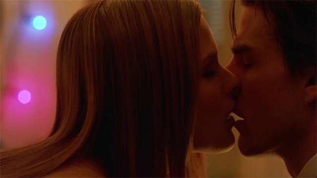 С широко закрытыми глазами (1999) - Трейлеры