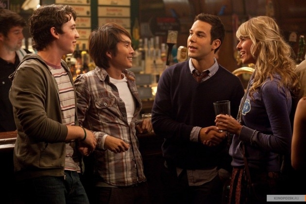 21 и старше - Трейлеры